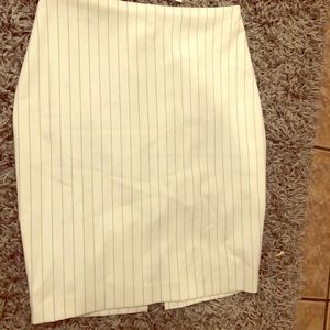 Express skirt NWT